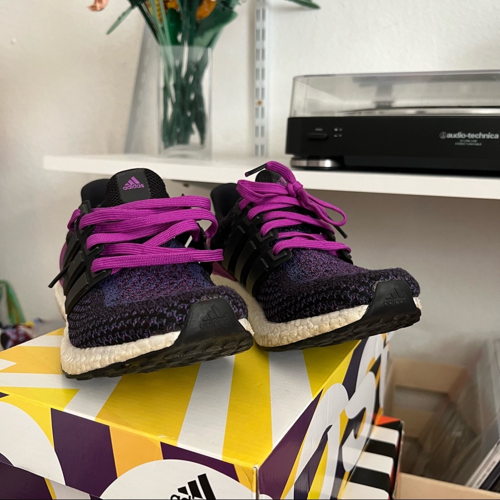 Adidas Ultraboost 2.0 Shock Purple View 3